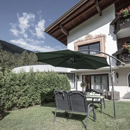 Garni Rustica Otel Sölden