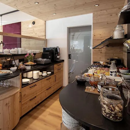 Hotel Garni Rustica Solden