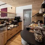 Hotel Garni Rustica Sölden